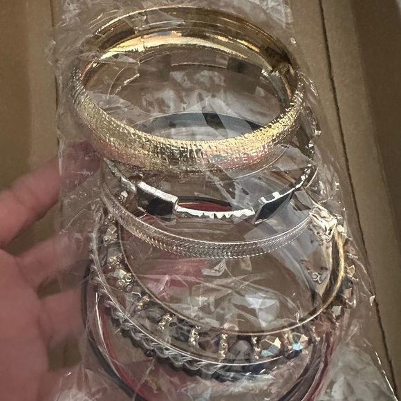 Bangles - Picture 1 of 10